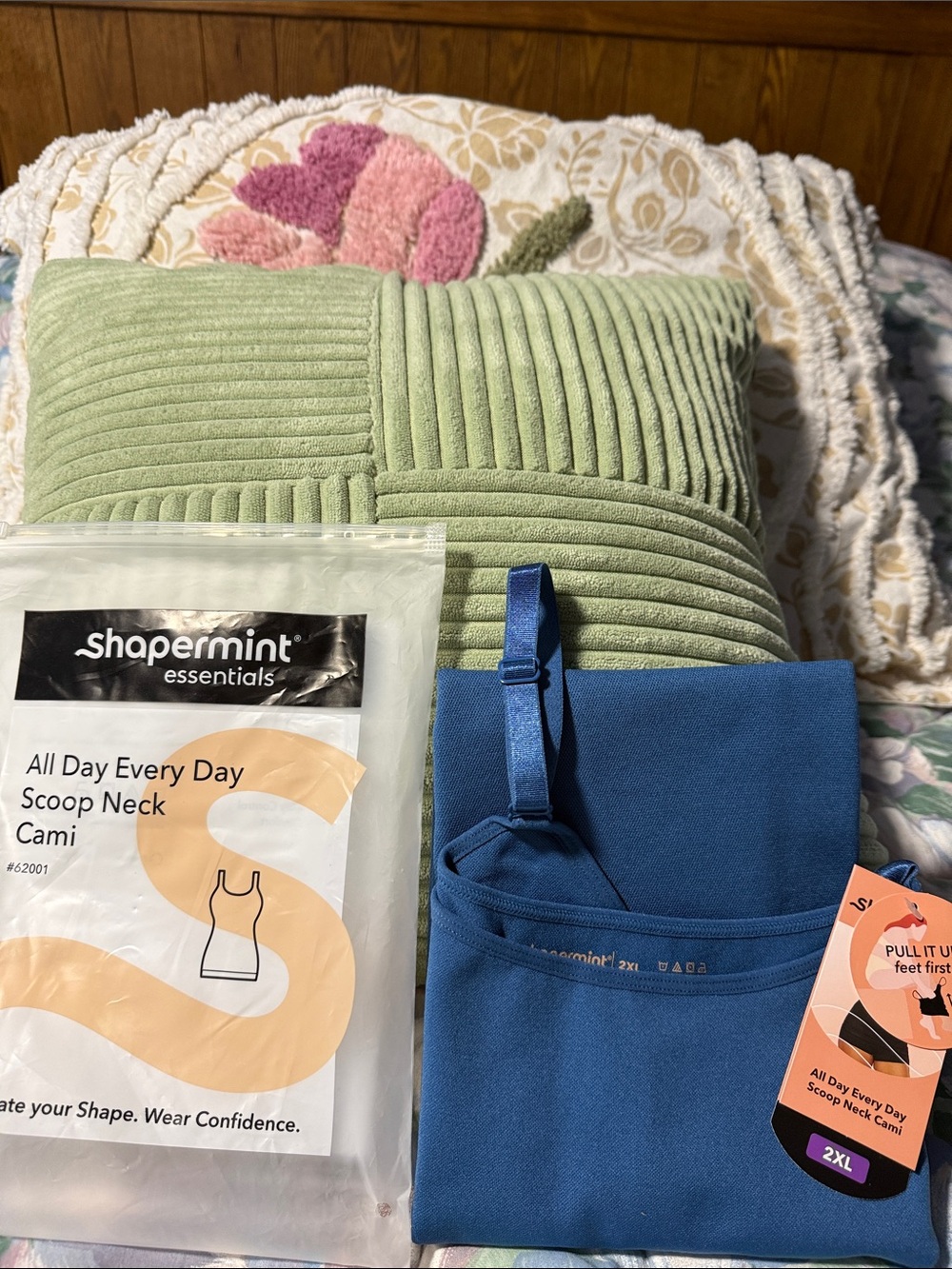 Shapermint All Day Every Day Scoop Neck Cami - Blue
